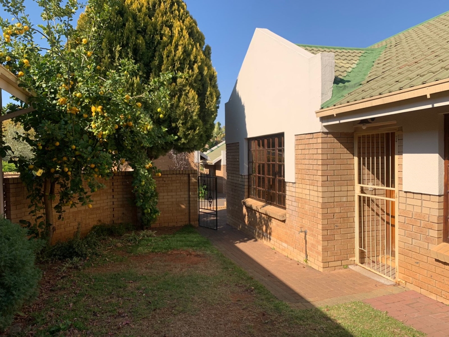To Let 3 Bedroom Property for Rent in Heuwelsig Free State